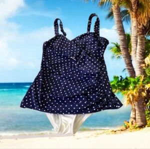 Talbots tankini top NWT Navy blue and white polka-dotted  (6) underwire …